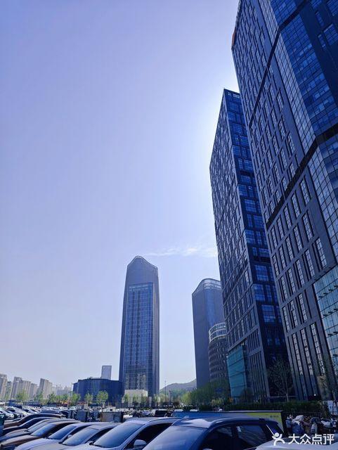 爆料舜泰广场视频播放下载,一窥繁华都市生活剪影 第2张 爆料舜泰广场视频播放下载,一窥繁华都市生活剪影 第2张